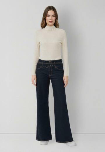 Клешеные джинсы