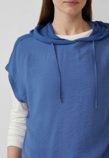 Пуловер с капюшоном