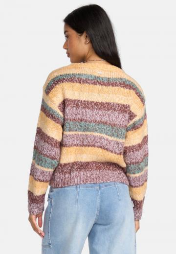 Пуловер в полоску