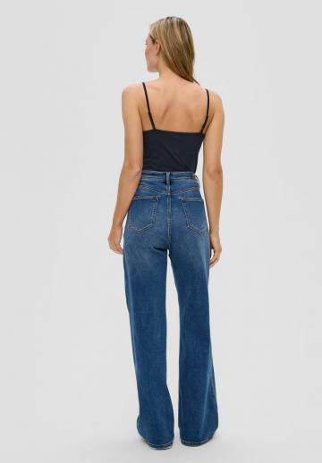 Топ на бретельках