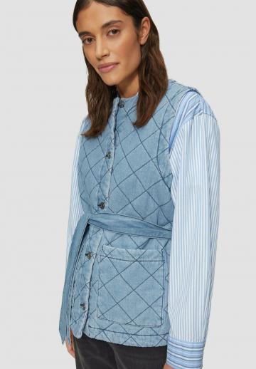 Джинсовая жилетка