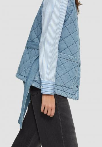 Джинсовая жилетка