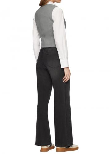 Джинсовая жилетка