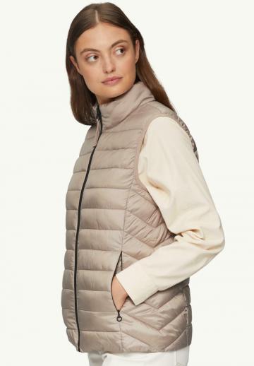 Стеганый жилет