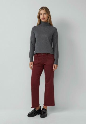 Короткие джинсы