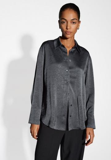 Атласная блузка