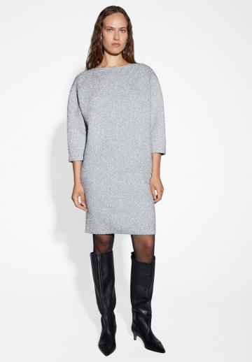 Вязаное платье