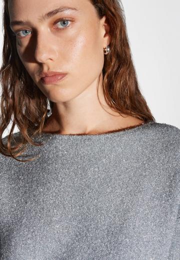 Вязаное платье