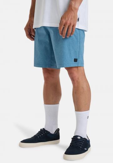 Спортивныве шорты