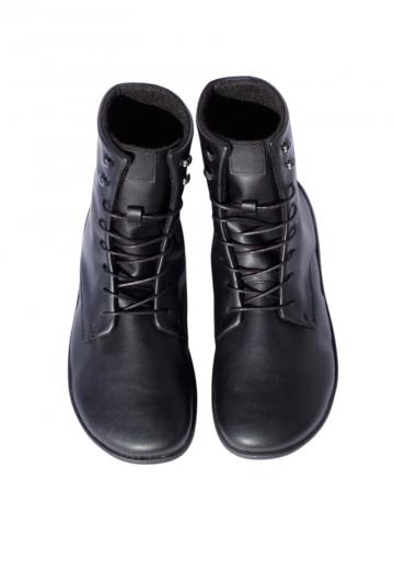 Ботинки на шнуровке