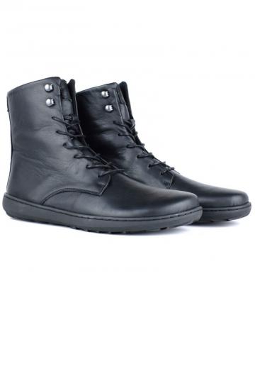 Ботинки на шнуровке