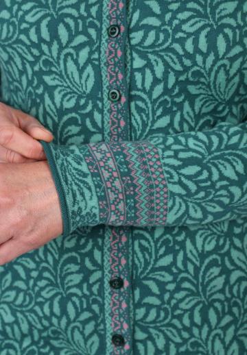 Длинный жилет