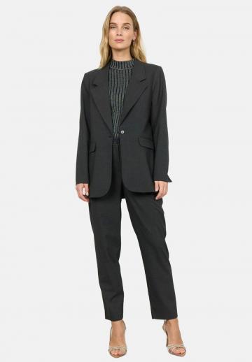 Короткое пальто