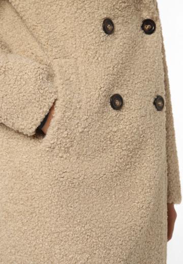 Короткое пальто