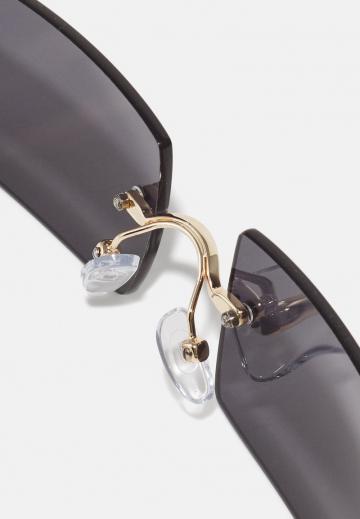 Солнечные очки