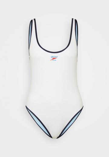 Слитный купальник