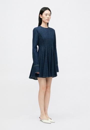 Короткое платье