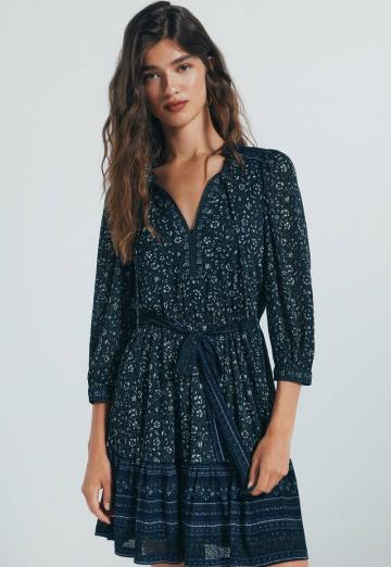 Короткое платье