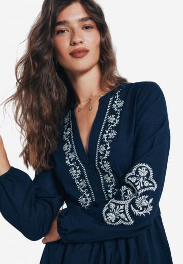 Короткое платье