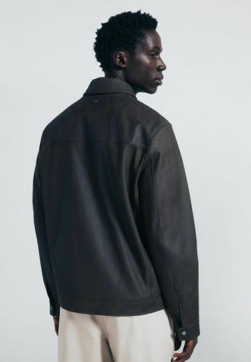 Кожаная куртка