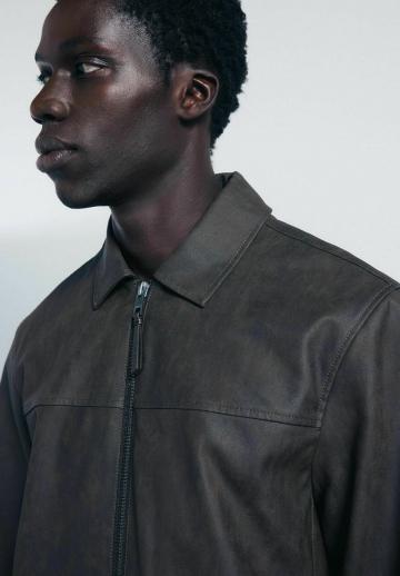 Кожаная куртка