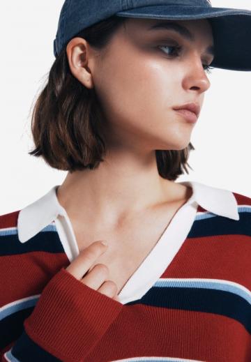 Пуловер с воротником поло