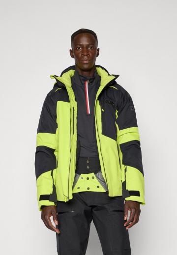 Спортивная куртка