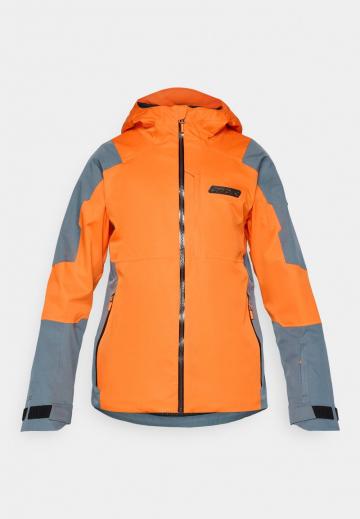 Сноубордическая куртка