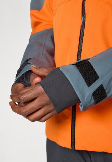 Сноубордическая куртка