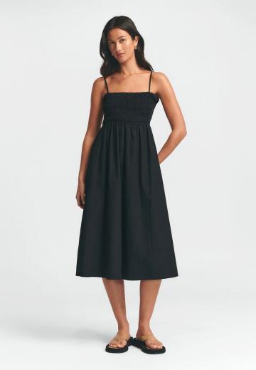 Платье без бретелек