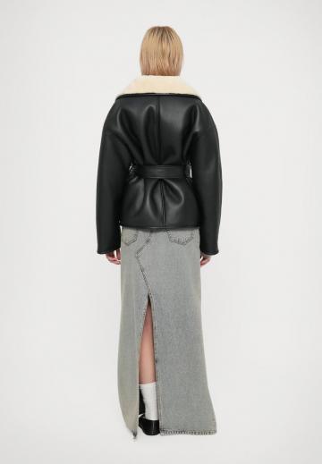 Кожаная куртка