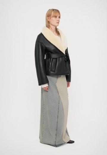 Кожаная куртка