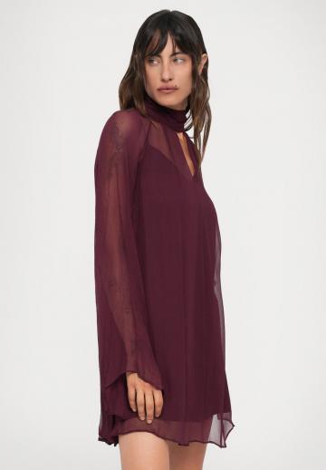 Коктейльное платье