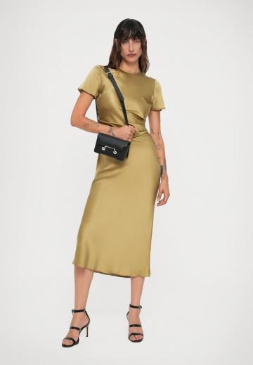 Коктейльное платье