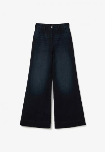 Клешеные джинсы