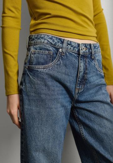 Прямые джинсы