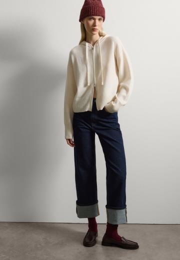 Короткие джинсы