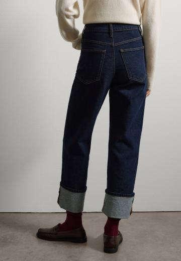 Короткие джинсы