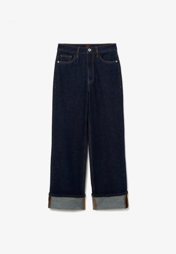 Короткие джинсы