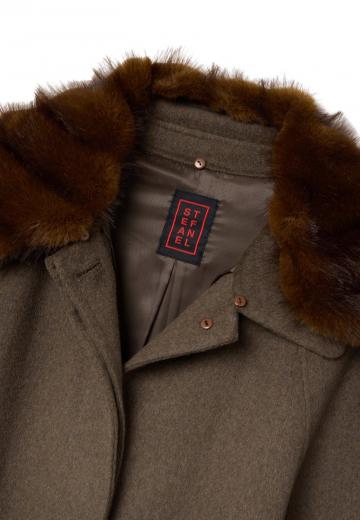 Шерстяное пальто