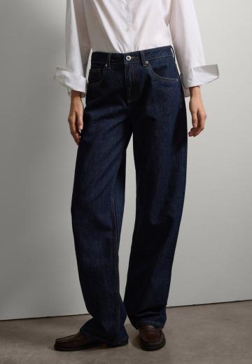 Прямые джинсы