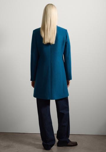 Короткое пальто