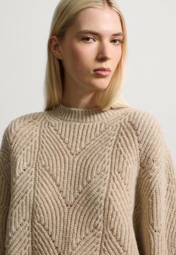 Длинный пуловер