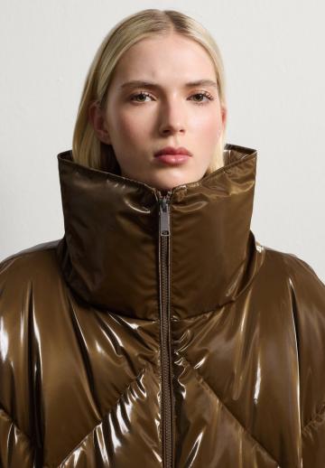 Зимняя куртка