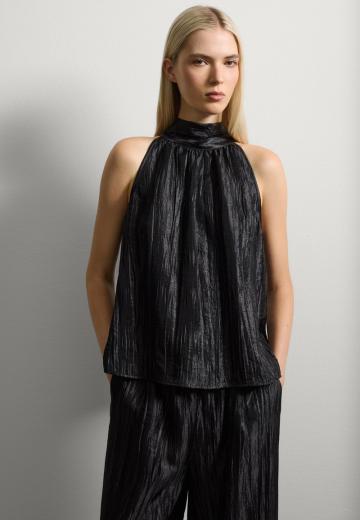 Блузка без рукавов