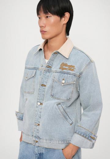 Джинсовая куртка