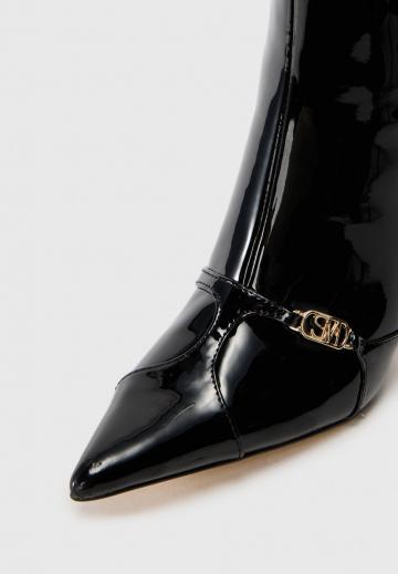 Высокие сапоги