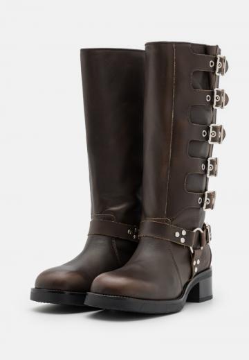 Ковбойские сапоги