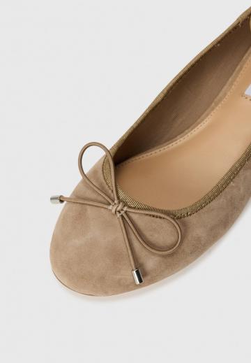 Туфли на танкетке