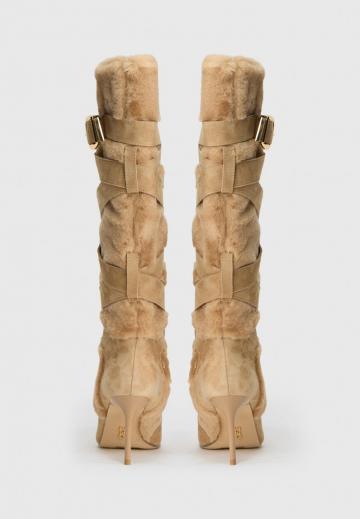 Высокие сапоги